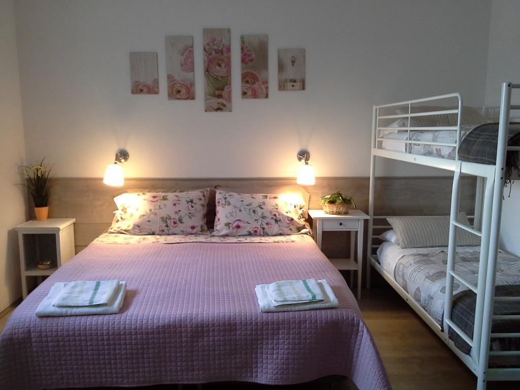 La Casa Delle Betulle Bed & Breakfast Cardano Al Campo Room photo