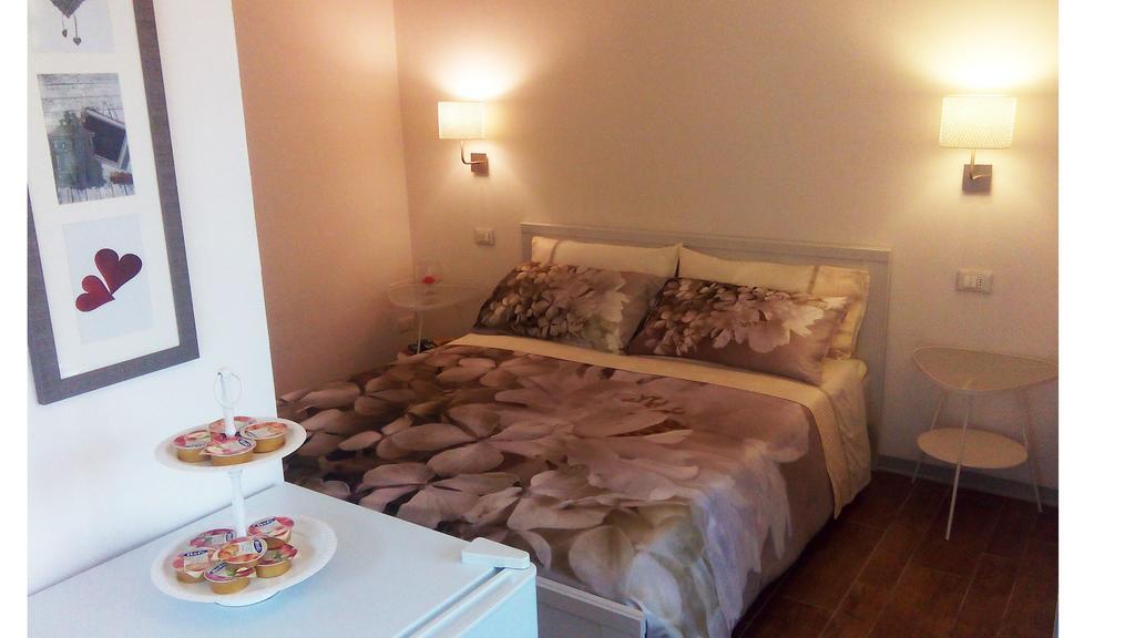 La Casa Delle Betulle Bed & Breakfast Cardano Al Campo Room photo